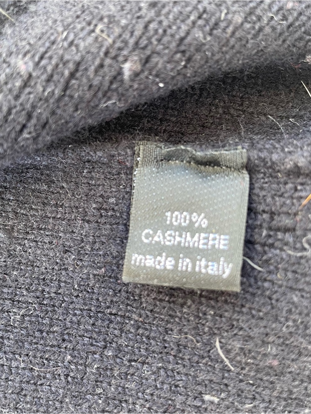 Barneys New York 100% Cashmere Cardigan XS Italy Black Red Fringe Pearl Y2K - Picture 7 of 9